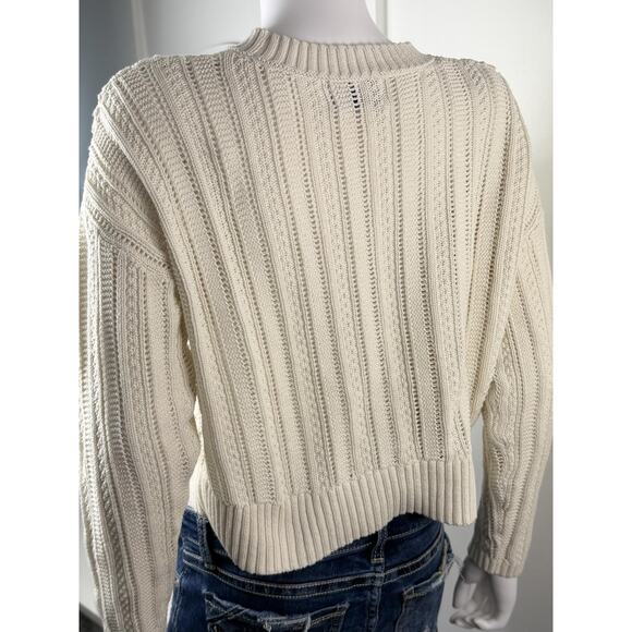 Cute Old Navy Sweater Size S - Picture 4 of 5